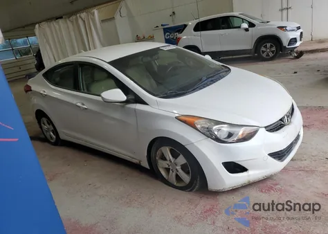 2012 Hyundai Elantra Gls из США, поврежденный, VIN 5NPDH4AE9CH064038